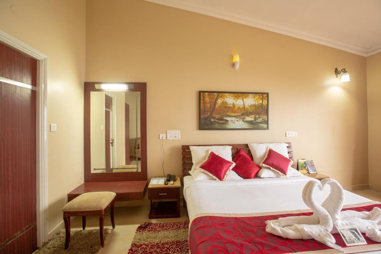 KSTDC Hotel Mayura Valley View Madikeri Bagian luar foto